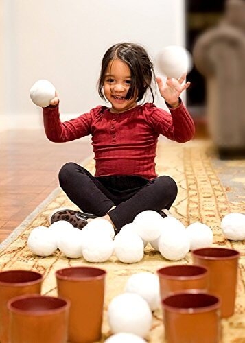 xl-50er-pack-grosse-schneebaelle-kunstschnee-dekoschnee-fuer-zuhause-mit-echtemknirschen-fuer-den-ultimativen-schneeballkampf-7-7cm-kein-durcheinander-kein-matsch-kein-schmelzen